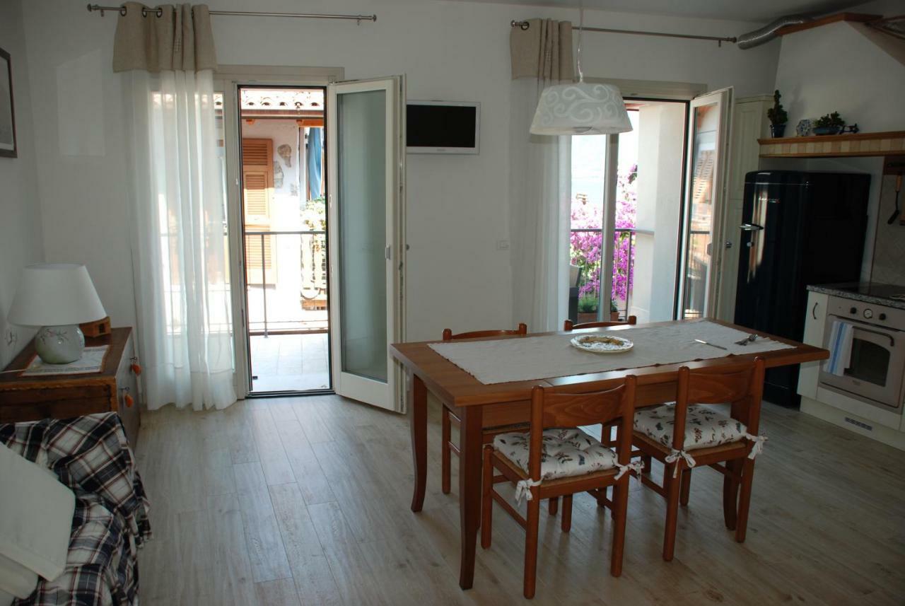 Casa Fanny Apartment ลีโมเนซุลการ์ดา ภายนอก รูปภาพ